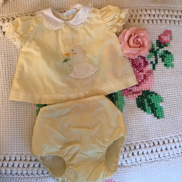 Nanette Baby Other - ❌SOLD Vintage 70’s Nannette Dress Yellow Cat Lace
